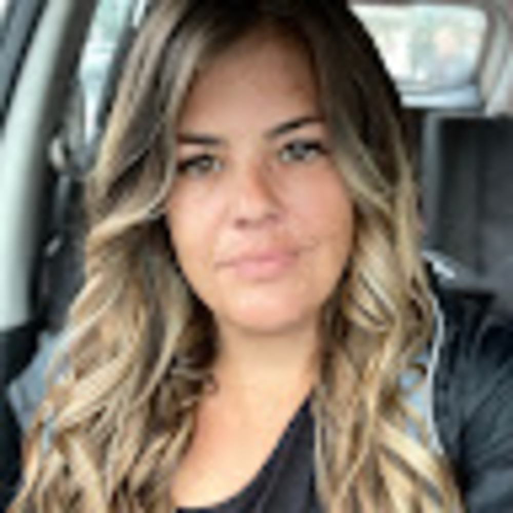 Meet your Posher, Cindy